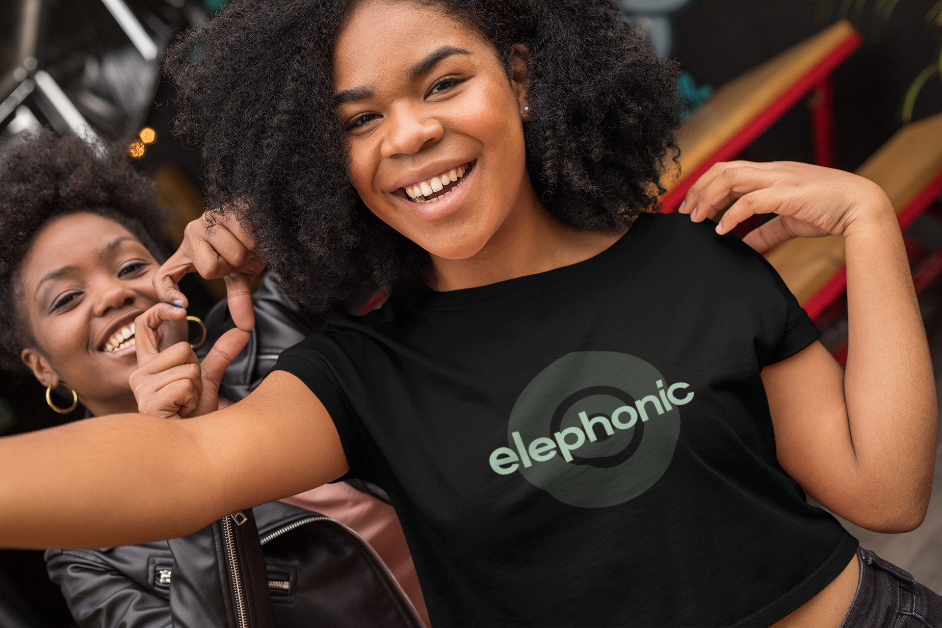 Elephonic Crop T